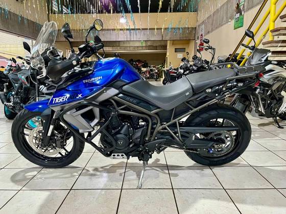TRIUMPH TIGER 800 XRX 